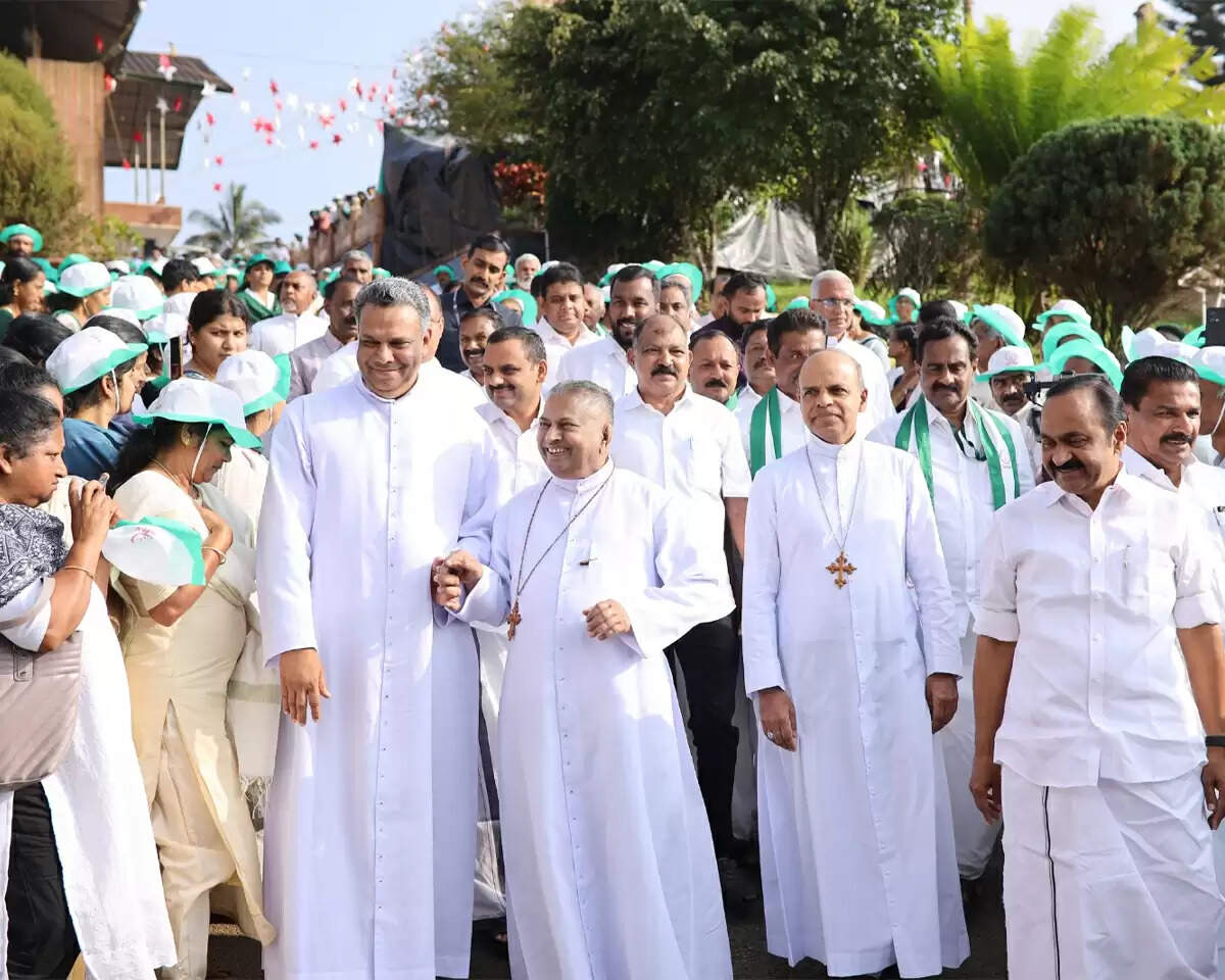 infam silver jubilee-4