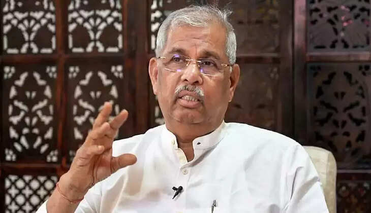 GOVERNOR
