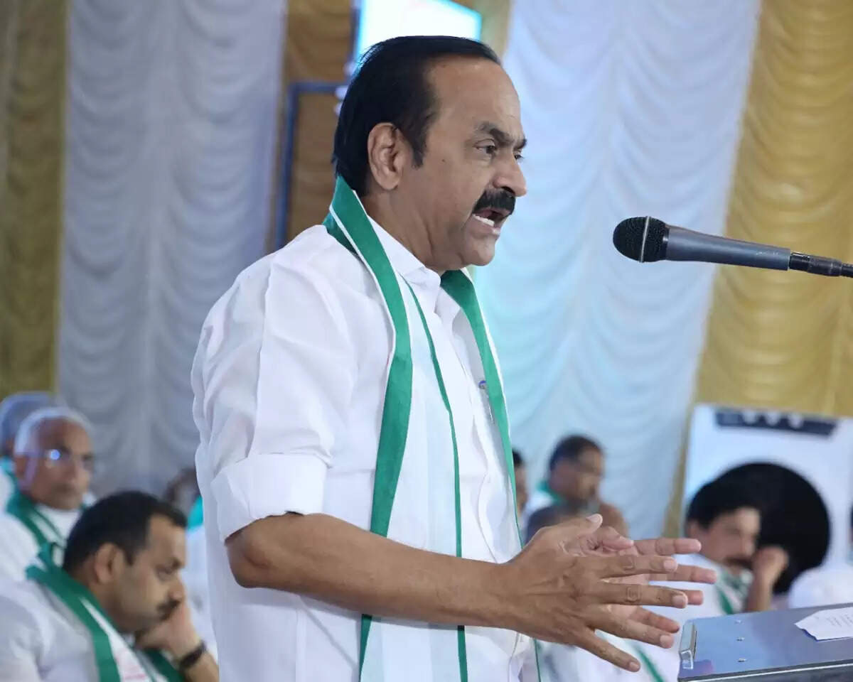  vd satheesan infam.jpg 0.6 