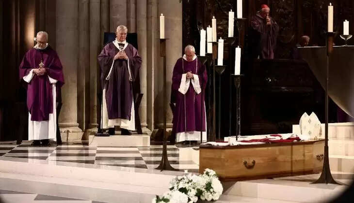 PARIS CATHEDRAL